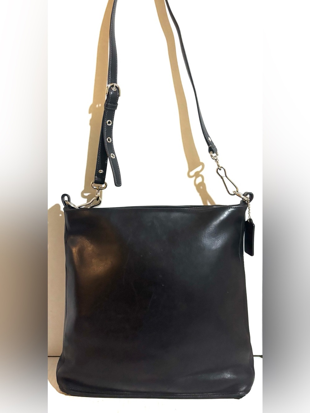 Coach vintage Classic Black Leather Bag - Women's Crossbody